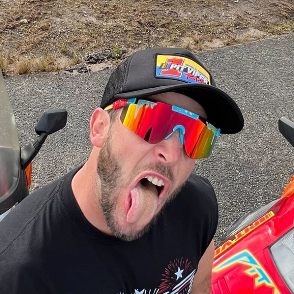 The TP Roll 2000s Pit Viper